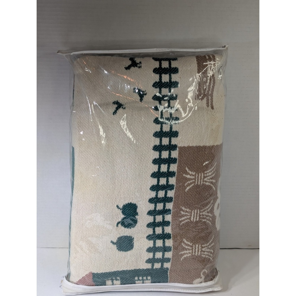 Vintage Crown Crafts 100% Cotton Year Round Heart Farmhouse 90s Throw Blanket - Picture 3 of 3